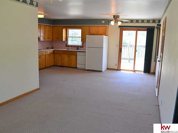 5th image of 401 4th Ave