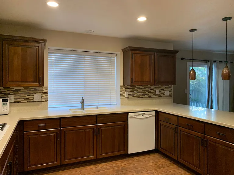 2266 Marshall Rd — Photo 10