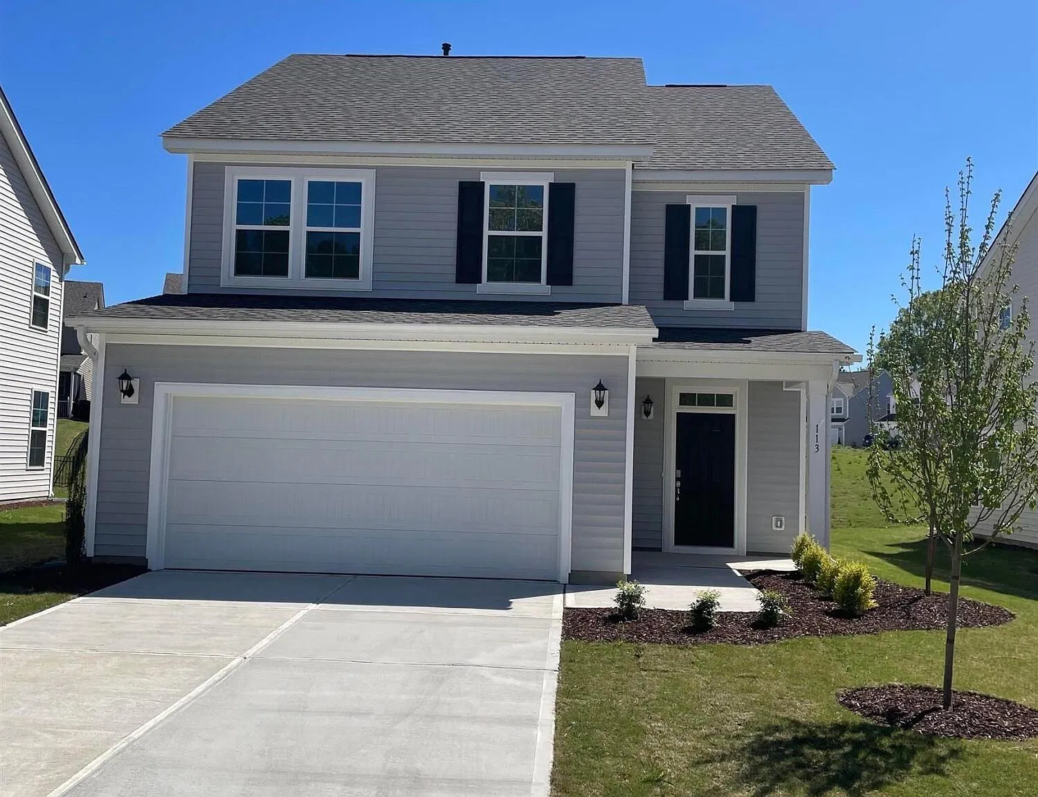 3 bed, 2.5 bath, 1985 sqft, $2,100 — Photo 1