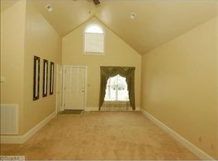 6141 Stadium Ridge Ct, Clemmons, NC 27012