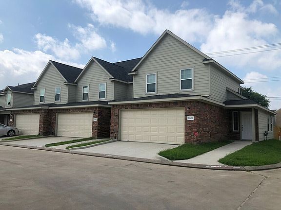 Palm Trace Homes