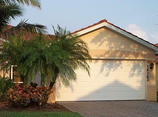 14362 Manchester Dr, Naples, FL 34114