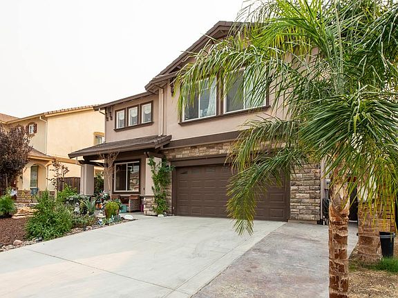 2nd image of 3940 Finch Dr