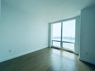 Rented by Luxian International Realty LLC