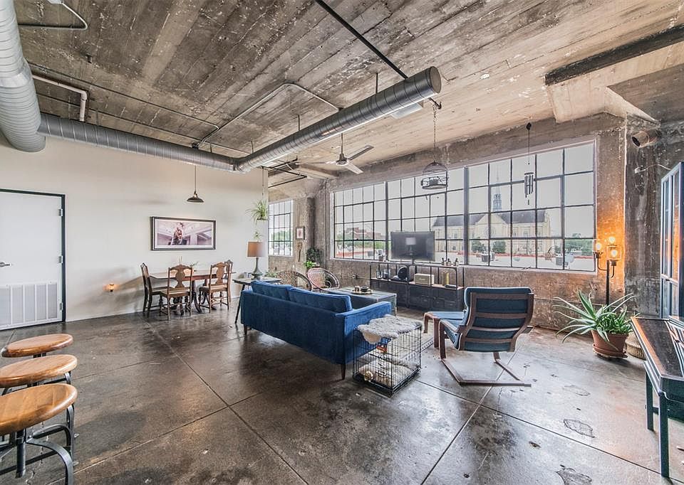 1st image of 120 Saint Louis Ave #308