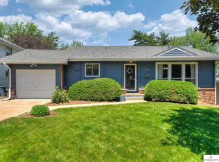 9214 Ames Ave, Omaha, NE 68134