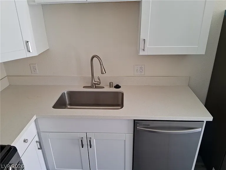 1722 E University Ave #5 — Photo 20