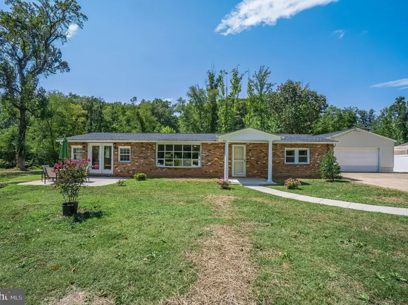 27 Truslow Rd, Fredericksburg, VA 22405