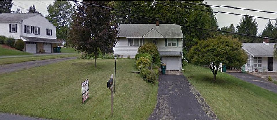 2nd image of 359 N Nulton Ave