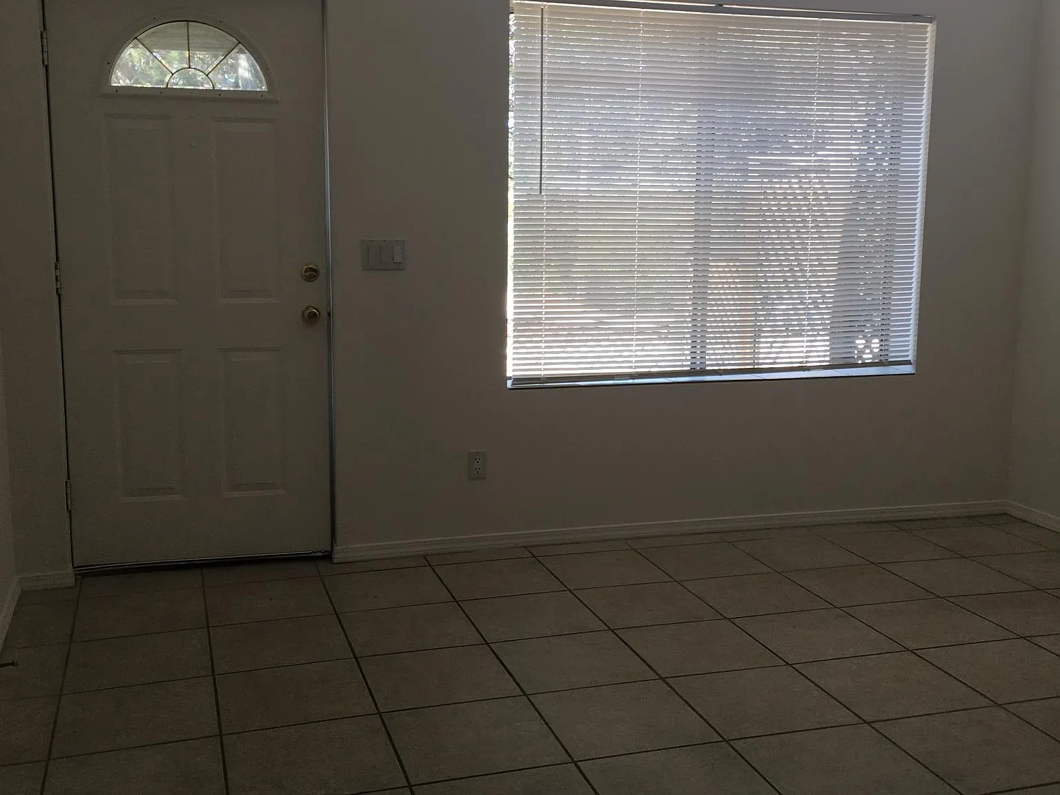 2 bed, 750 sqft, $1,495 — Photo 3
