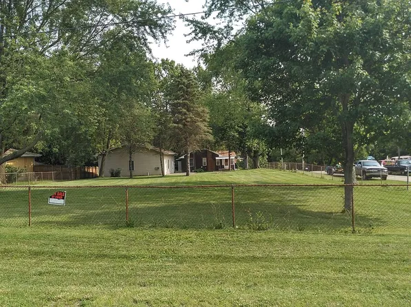 562 N Glendale Ave, Decatur, IL 62521