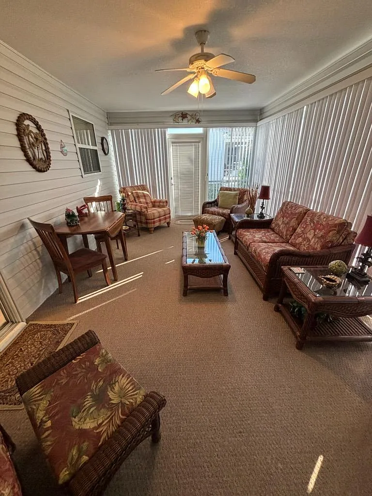 296 Norris Way — Photo 3