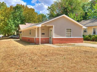 1101 S 12th St, Chickasha, OK 73018