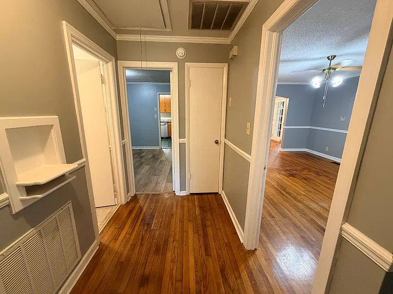 1314 McRee Dr — Photo 23