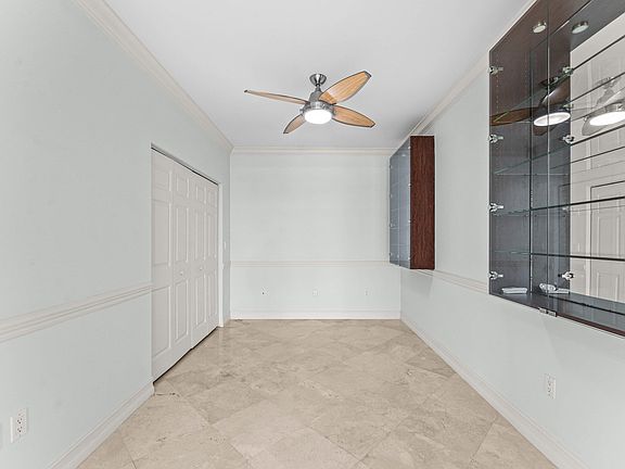 5th image of 550 SE Mizner Blvd APT B501