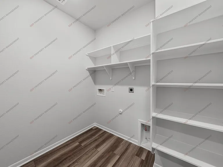 2034 Zabcikville Dr — Photo 23