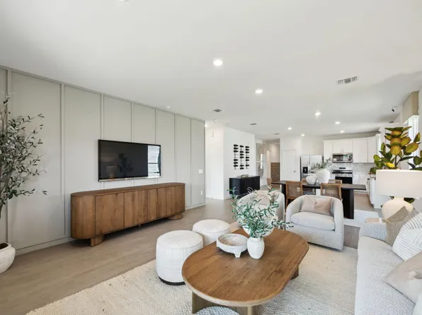 6715 Camila St, Cove, TX 77523