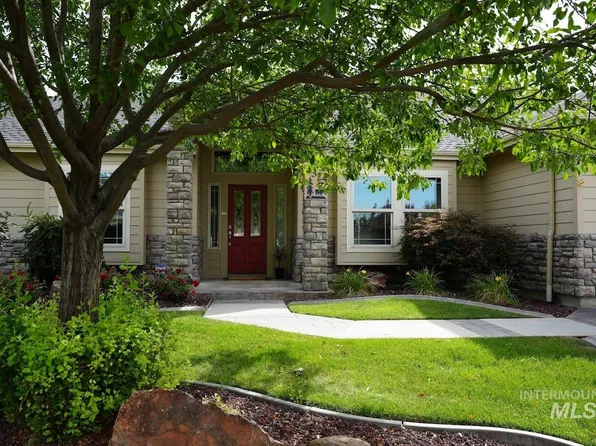 4525 W White Ash Dr, Meridian, ID 83646