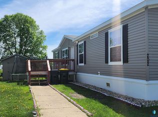 202 N Rochelle Pl, Sioux Falls, SD 57110