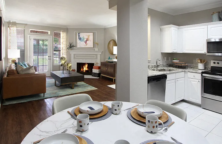 TurtleCreek Apartments — Photo 1
