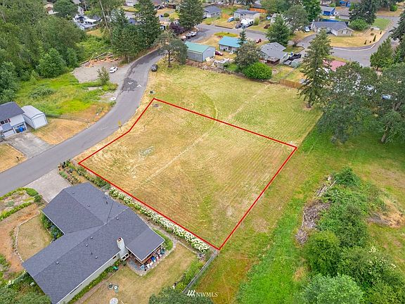 2nd image of 16314 17th Avenue Ct E