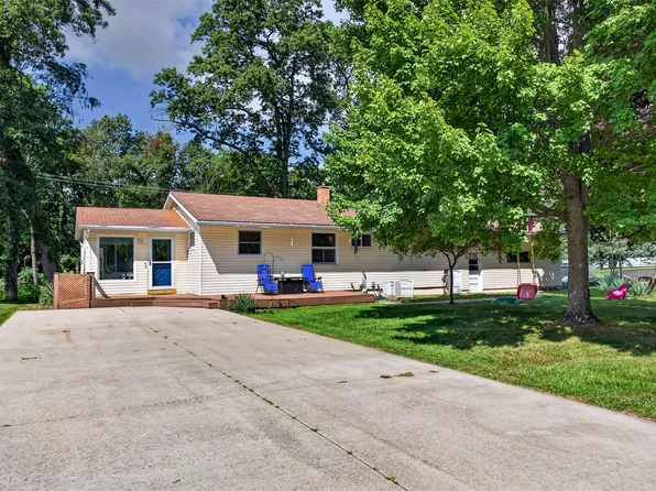 5182 Marsh Rd, Shelbyville, MI 49344