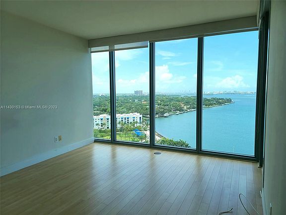 3rd image of 601 NE 36th St APT 1611