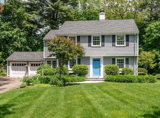 9 Berkeley Rd, Wellesley, MA 02482