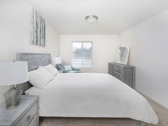 3rd image of 1124 Clinton Ave #110