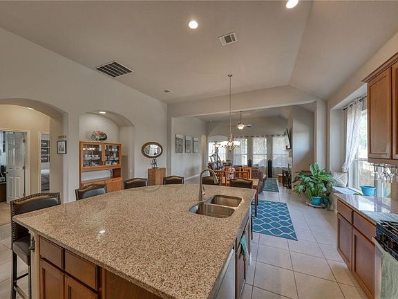 2nd image of 8118 Cannon Ct