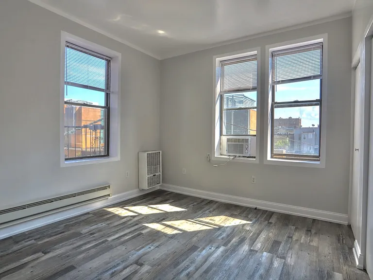 4901 Murphy Pl #7 — Photo 6