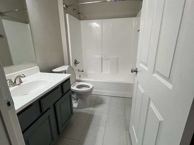 6985 Ortega Woods Dr — Photo 12