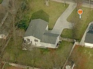 1607 W Giles Rd, Muskegon, MI 49445