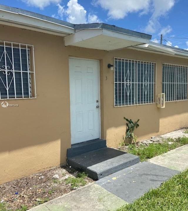 1st image of 3120 NW 19th Ave #3