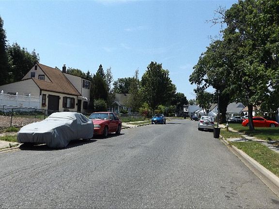 5th image of 79 Harvest Ln