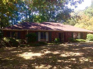 5243 Kaywood Dr, Jackson, MS 39211
