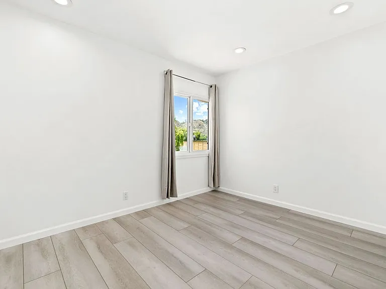 30789 Calle Chueca — Photo 16