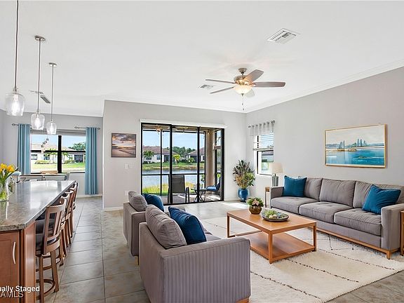 4th image of 10331 Whispering Palms Dr