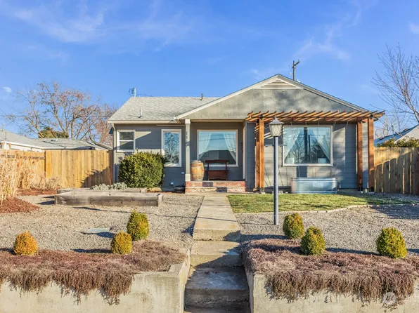 1117 S 3rd Avenue, Walla Walla, WA 99362