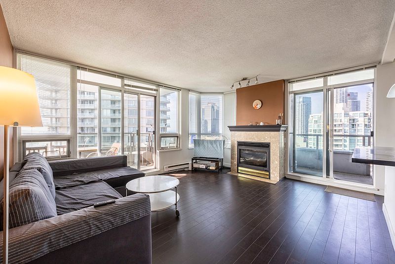 Burnaby Apartment for rent - 2 Bedrooms — photo 8