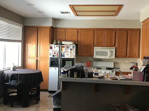 5th image of 24130 Troyes Ln