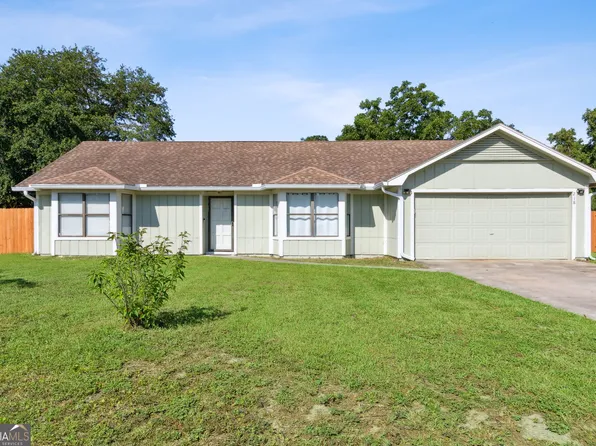 218 Plantation Cir, Saint Marys, GA 31558