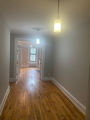 1st image of 1621 2nd Ave APT 3S