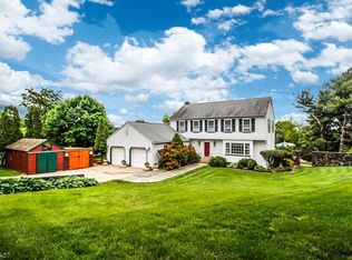 8 Hook Dr, Milford, NJ 08848