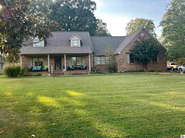 309 Meadowaire Dr, Paducah, KY 42003