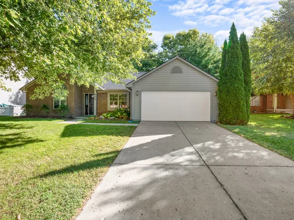 853 Grant Ct, Greenwood, IN 46143