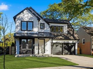 1100 Lois Ave, Park Ridge, IL 60068