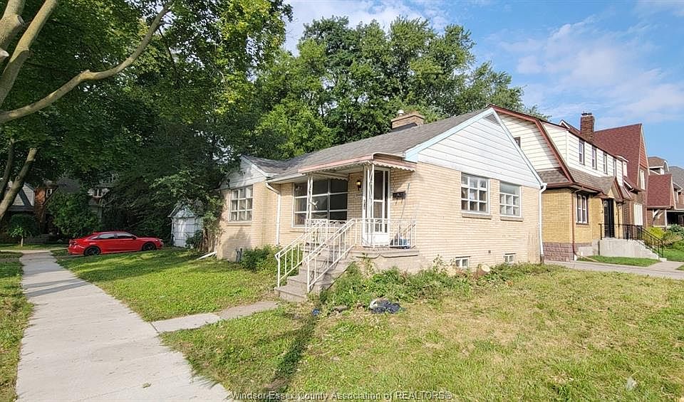 1st image of 3006 Alexander Ave