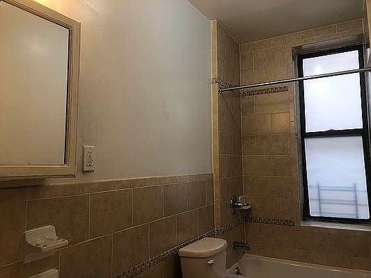 5th image of 572 W 156th St #25A