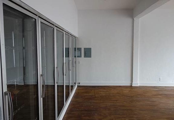 5th image of 2518 James M Wood Blvd